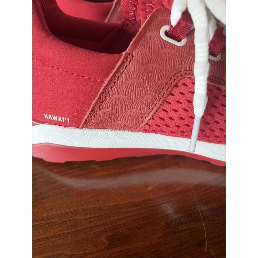 OLUKAI WAILUKU RED SNEAKERS‎ 20478 - LC43 SIZE US W8.5 WOMEN'S